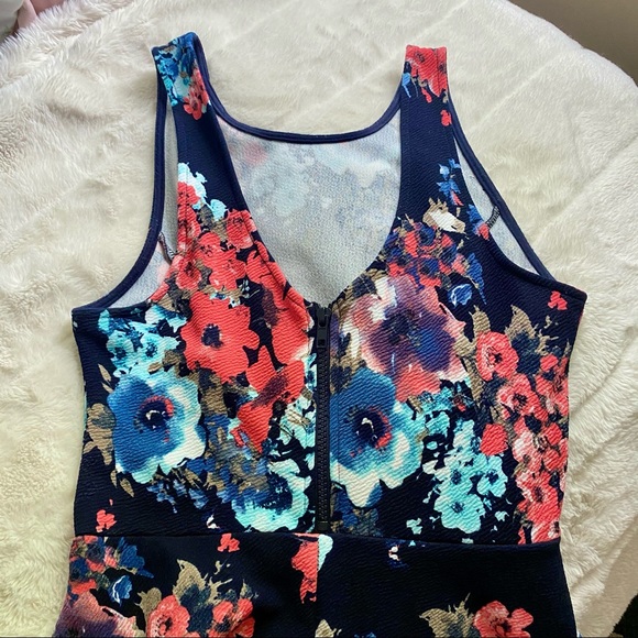 Floral A Line Dress by Suzy Shier - Picture 6 of 6